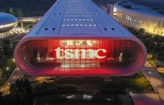 TSMC: Άνοδος 17,5% στις πωλήσεις χάρη στη συνεχιζόμενη έκρηξη επενδύσεων στην τεχνητή νοημοσύνη