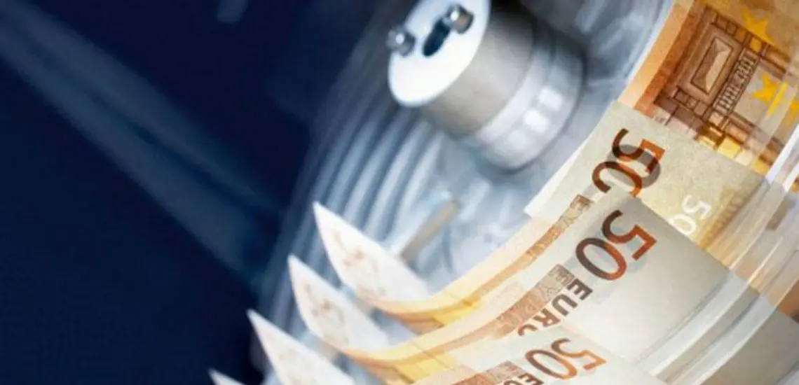 «Βουτιά» €722 εκ. στα κόκκινα δάνεια