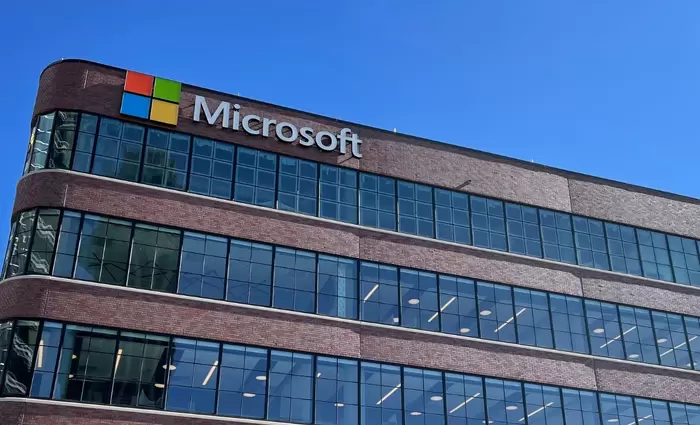 Σοκ στη Microsoft: Τα πακέτα αποζημίωσης που προσφέρει στους 4.800 απολυμένους υπαλλήλους