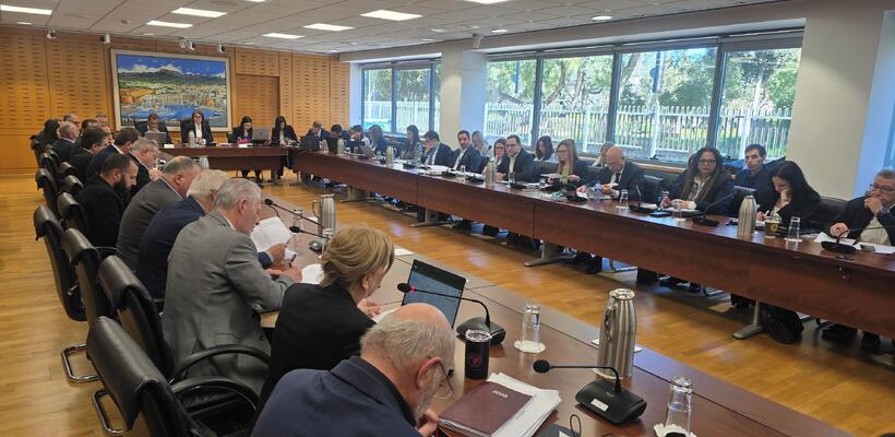 Ορατό το πάγωμα εκποιήσεων πρώτης κατοικίας μέχρι το ΥΠΟΙΚ να παρουσιάσει νέο σχέδιο προστασίας