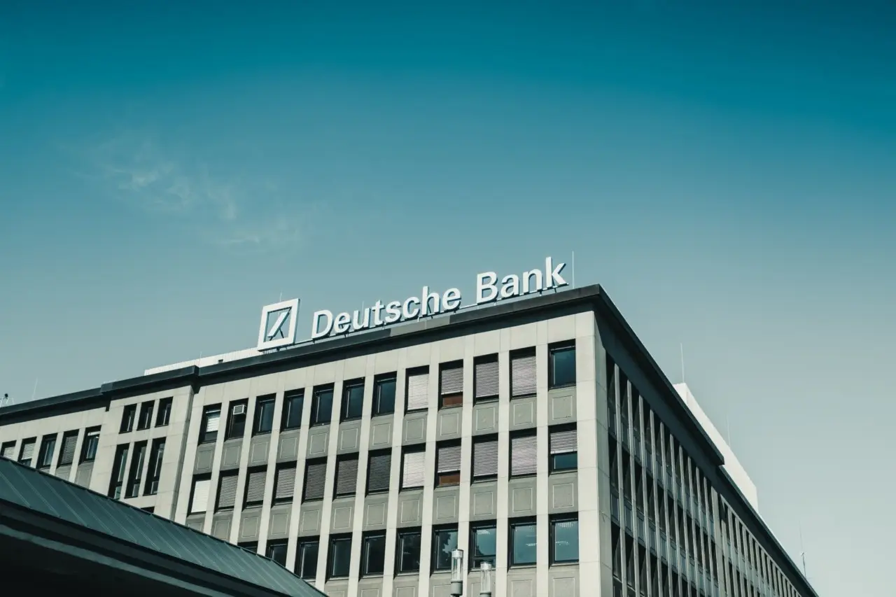 Deutsche Bank: Πετρέλαιο κάτω από τα $70 θα ανοίξει τον δρόμο για επενδύσεις στην Ασία