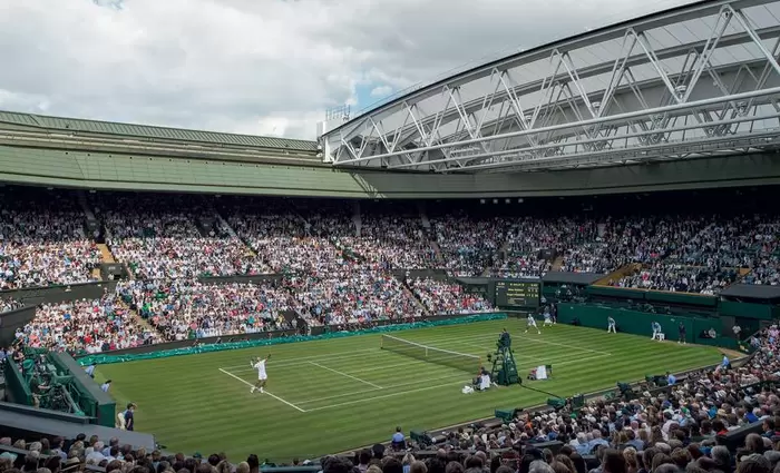 H ROLEX γιορτάζει 40 χρόνια συνεργασίας με το τουρνουά τένις του Wimbledon