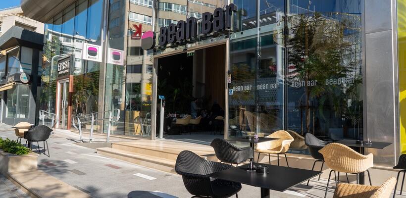 Άνοιξε το Bean Bar στη Μακαρίου