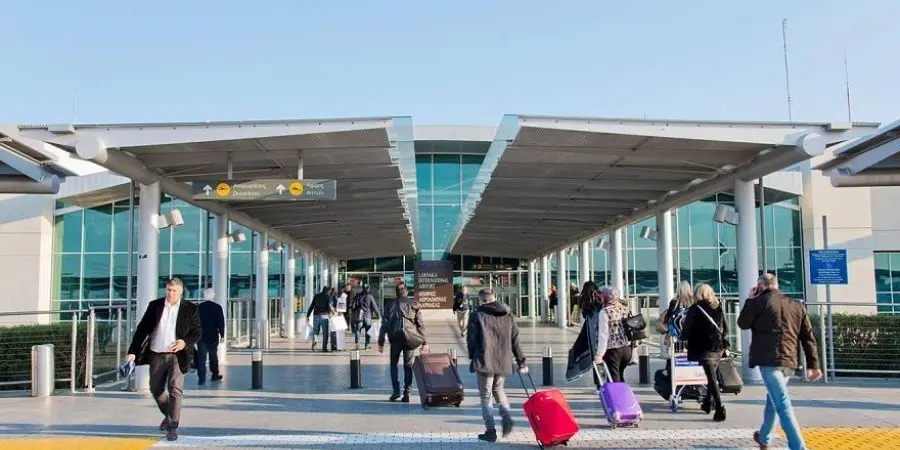 Αδειάζει το Αεροδρόμιο Λάρνακας