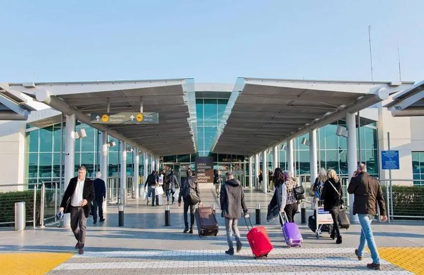 Ετήσια αύξηση 5,91%  στην επιβατική κίνηση των αεροδρομίων τον Μάρτιο
