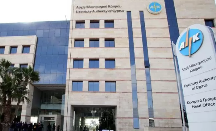 Συναντώνται σήμερα οι συντεχνίες της ΑΗΚ