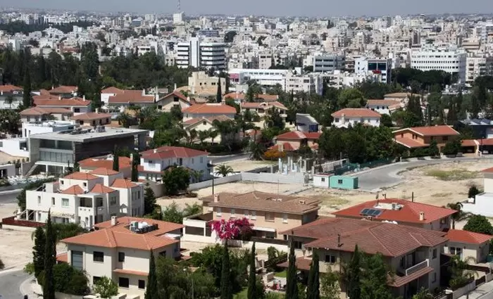 Νέα διαβούλευση για το μειωμένο ΦΠΑ 5% στα ακίνητα