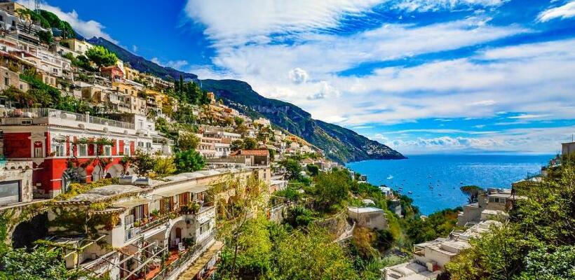 5 ταξίδια που αξίζει να κάνεις τον Μάιο