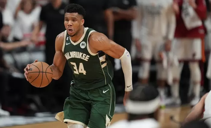 Γιάννης Αντετοκούνμπο: Ο άγνωστος επιχειρηματικός πόλεμος για τα brands που του αποφέρουν εκατομμύρια