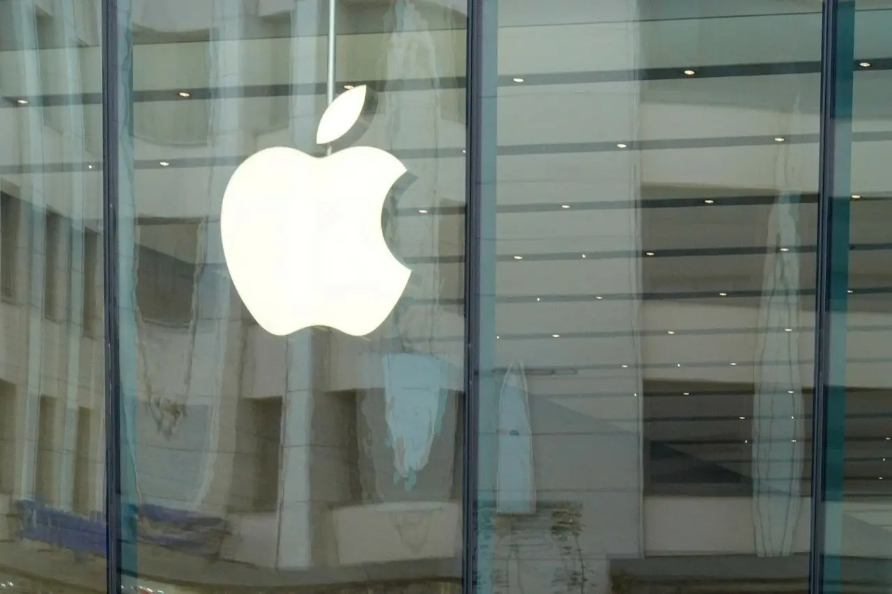 Η Apple στην κορυφή: Πώς εκθρόνισε τη Samsung έπειτα από 14 χρόνια
