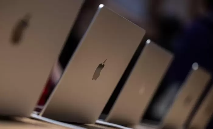Η Apple ετοιμάζει laptop χαμηλού κόστους