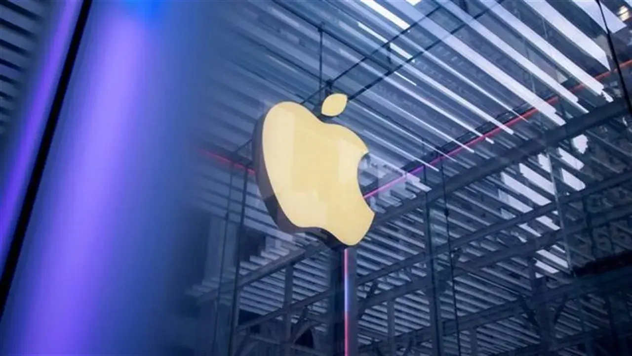 Apple: Αντιμέτωπη με δασμούς έως 145% και δύσκολο διαζύγιο από την Κίνα