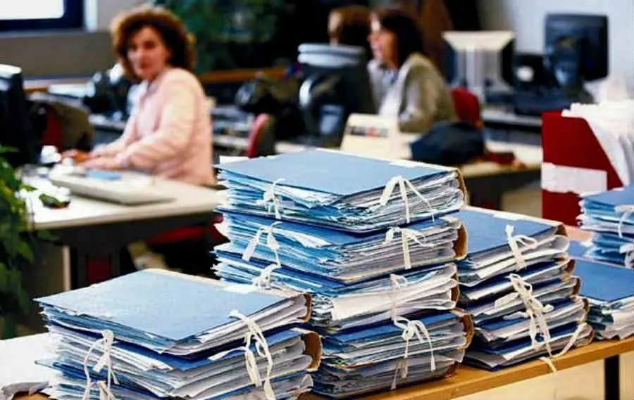 Εκατοντάδες οι νέοι κυβερνητικοί υπάλληλοι τους πρώτους 5 μήνες του έτους