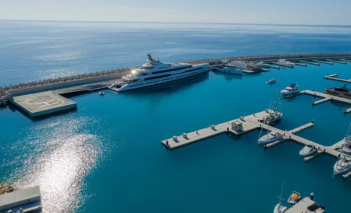 Γιοτ 200 εκατομμυρίων ευρώ στην Μαρίνα Αγίας Νάπας