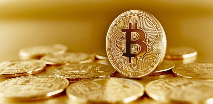 Ο Ντομπρόβσκις θέλει κανόνες για τα ψηφιακά νομίσματα