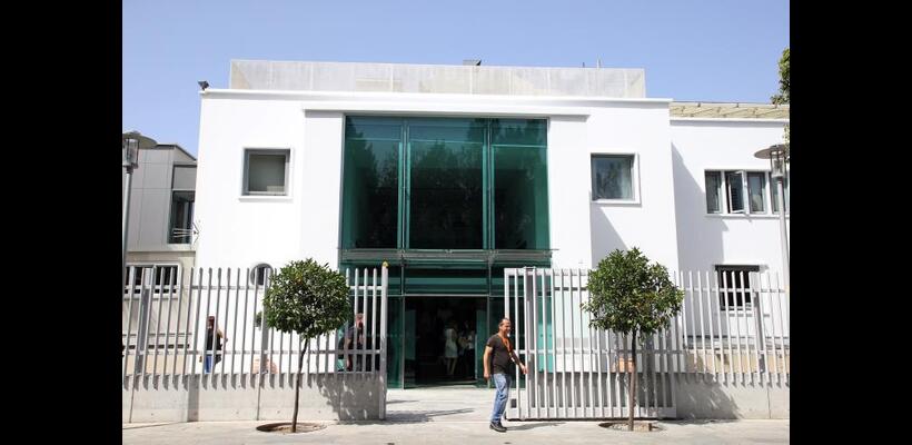 Τι προσόντα απαιτούνται και ποιος ο μισθός για τον νέο Γενικό Διευθυντή της Βουλής