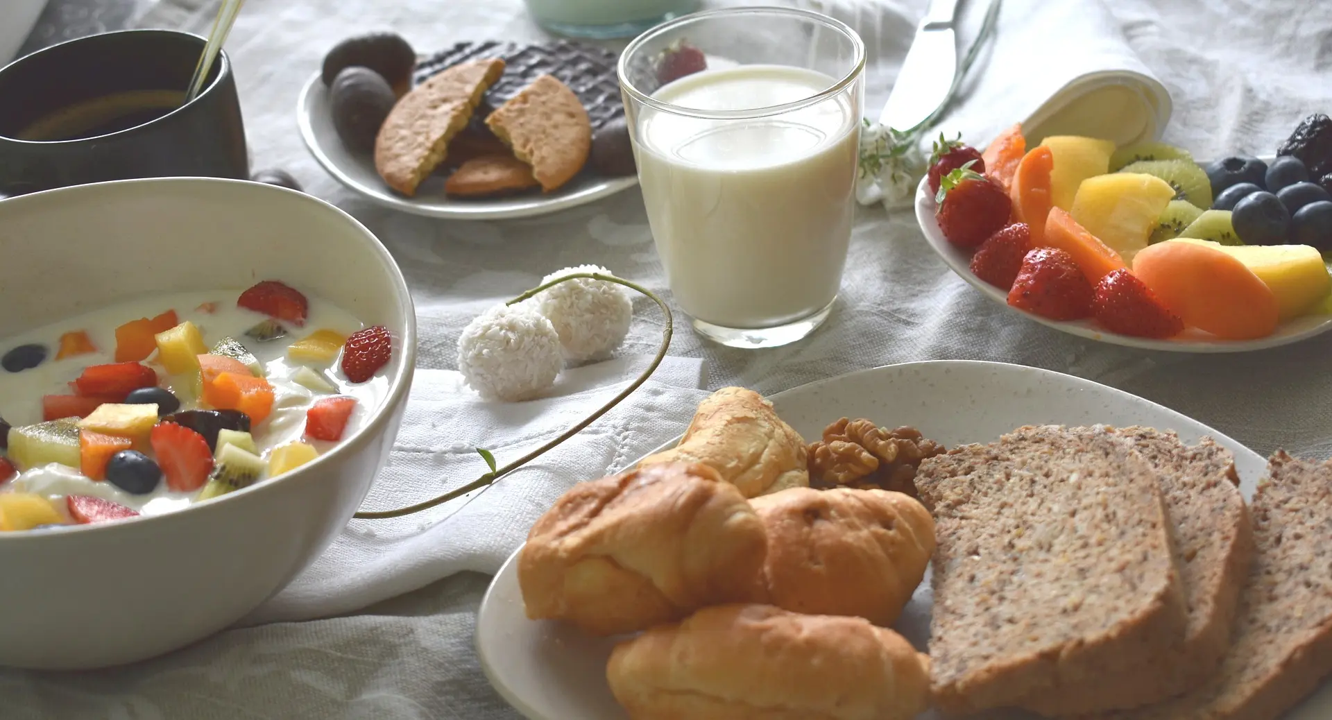 Μηδενικό ΦΠΑ σε ψωμί, γάλα, αυγά και άλλα προϊόντα αποφάσισε το Υπουργικό