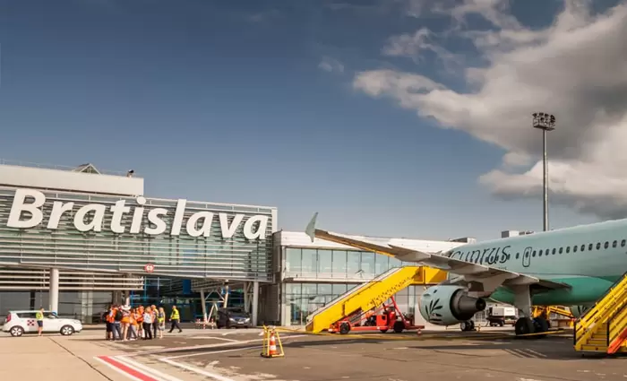 Πραγματοποιήθηκε η πρώτη πτήση της Cyprus στην Μπρατισλάβα