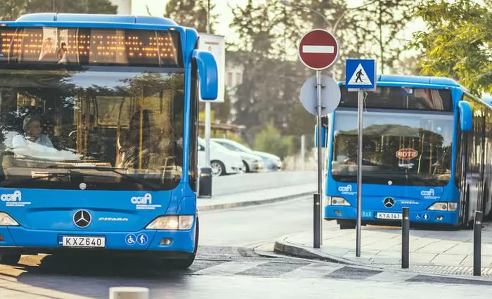Τι θα γίνει με τις δημόσιες συγκοινωνίες εν μέσω πανδημίας;
