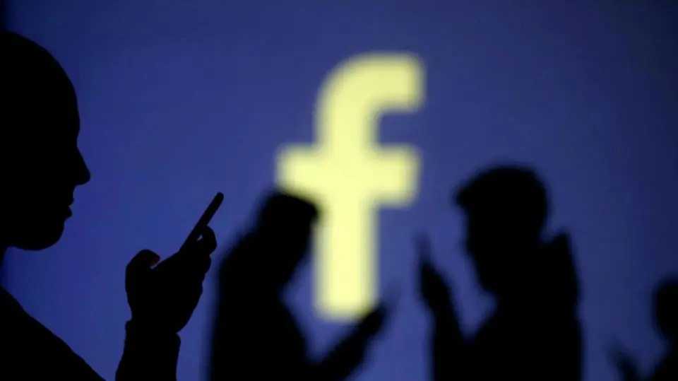 To Facebook 