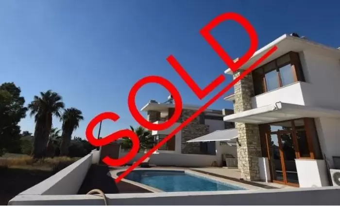 Τράπεζα Κύπρου: Πώλησε για €4.6 εκ. το Palm Beach Executive Villas