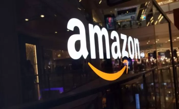 Amazon: Kέρδη ρεκόρ, αλλά και πλήγμα από Ινδία