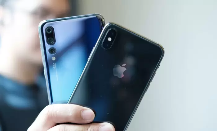 Βουτιά iPhone με άνοδο Huawei