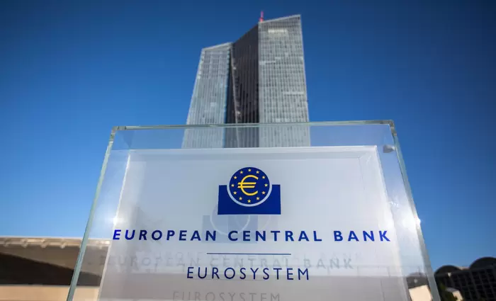 ΕΚΤ: Κατάλληλες οι νέες αυξήσεις των επιτοκίων