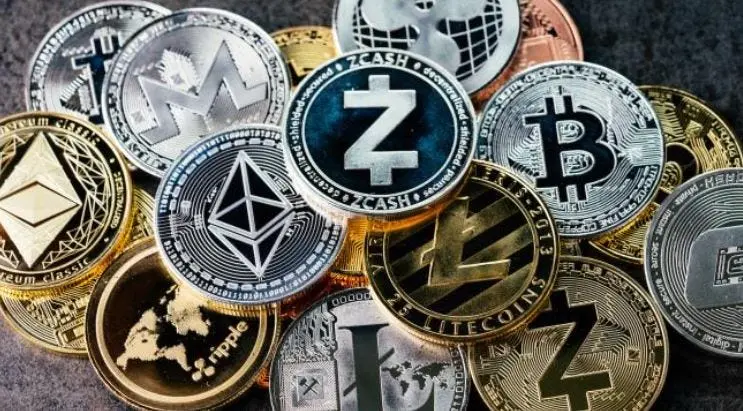 Η φετινή χρονιά ανήκει στα altcoins σύμφωνα με αναλυτές