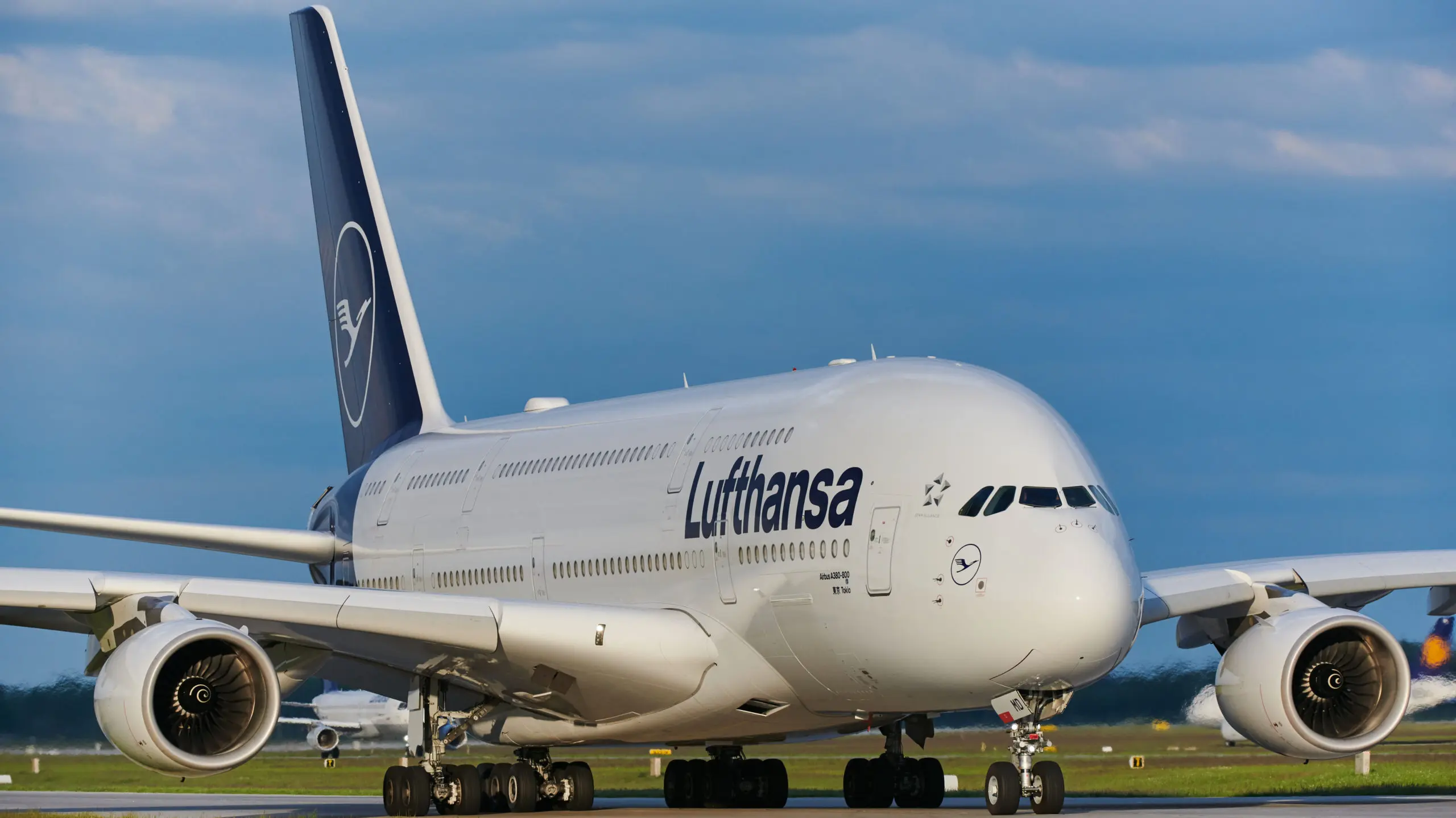 Εκτινάχθηκαν τα κέρδη της Lufthansa λόγω μεγάλης ζήτησης