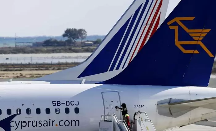 Υπουργός Μεταφορών: Καμία ανάγκη για κρατικό αερομεταφορέα