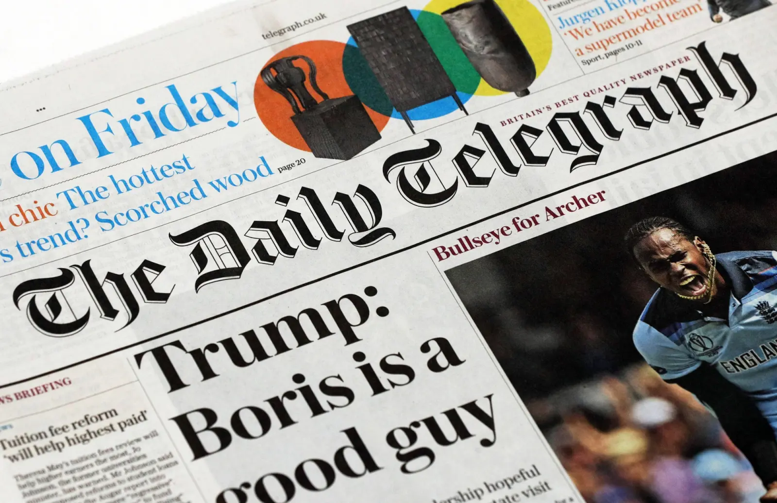 Προς πώληση μέσω δημοπράτησης οδεύουν η Telegraph και το Spectator