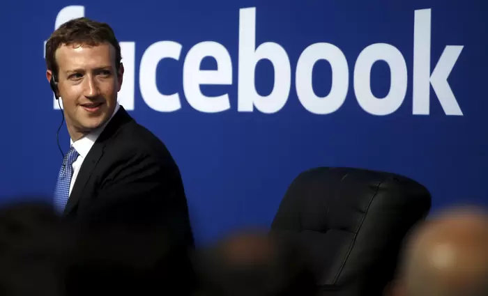 Facebook: Το χέρι στην τσέπη με σχεδόν $5δισ. για σκάνδαλο με προσωπικά δεδομένα