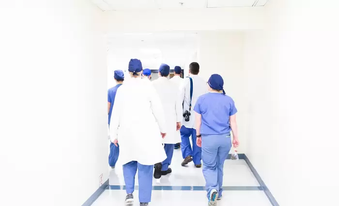 61 κενές θέσεις εργασίας ιατρικών λειτουργών