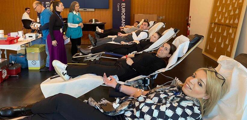 Η Eurobank Κύπρου διοργάνωσε εθελοντική αιμοδοσία και δειγματοληψία για ενίσχυση του αρχείου των Δοτών Μυελού των Οστών