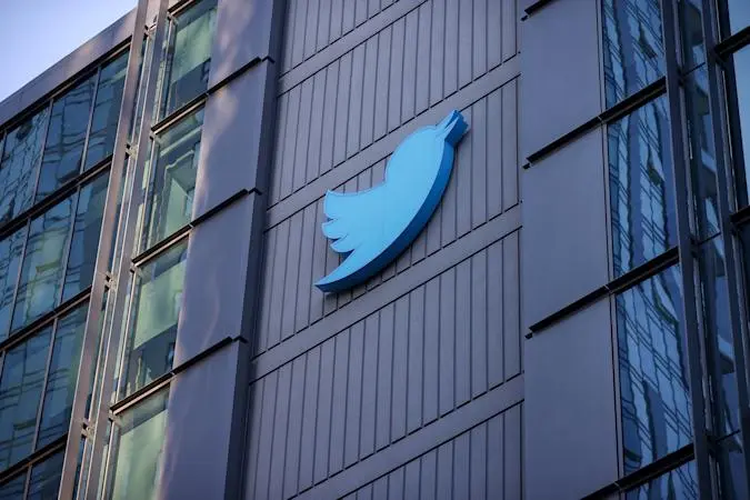 Κορυφαία στελέχη αποχωρούν από την Twitter