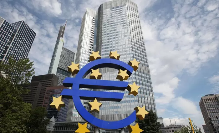 Λαγκάρντ: Η ΕΚΤ θα αυξήσει τα επιτόκια αλλά όχι τόσο γρήγορα