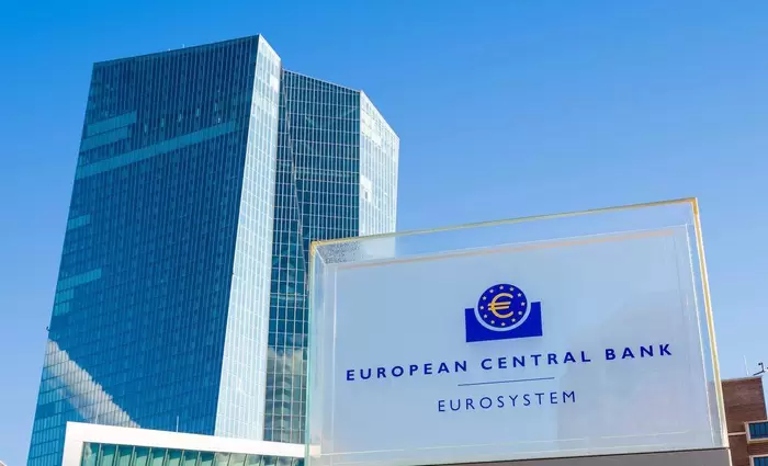 ΕΚΤ: Συνεχίζεται η νομισματική χαλάρωση – Νέα μείωση επιτοκίων κατά 0,25%