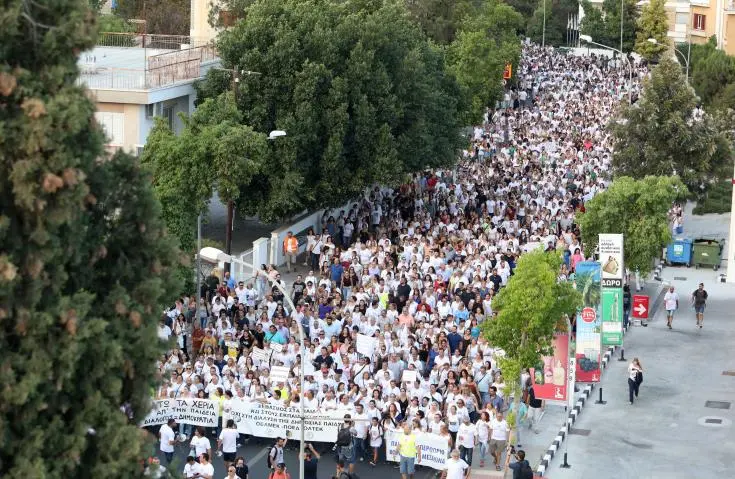 Σε 48ωρη απεργία κατέρχονται οι εκπαιδευτικοί