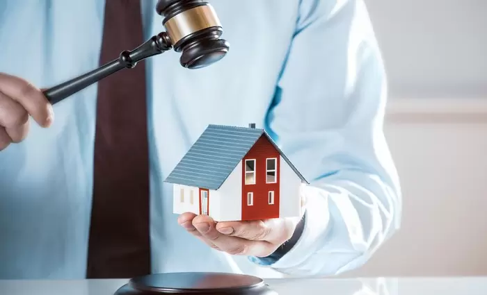 Η Βουλή ανοίγει ξανά το κεφάλαιο εκποιήσεων στις 9 Μαρτίου