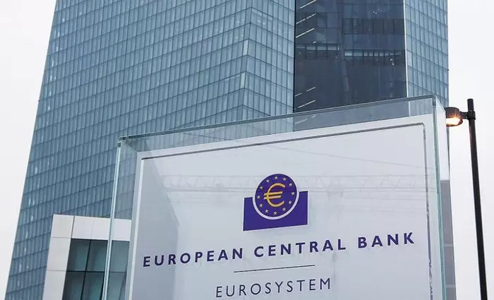ΕΚΤ προς τράπεζες: Προσοχή στα μπόνους