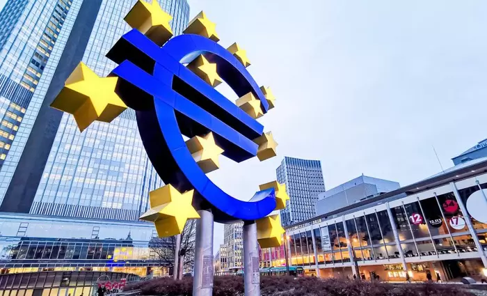 Μήνυμα Σνάμπελ (ΕΚΤ): Δεν τελειώσαμε με τις αυξήσεις των επιτοκίων