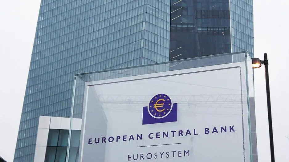 ΕΚΤ προς τράπεζες: Προσοχή στα μπόνους
