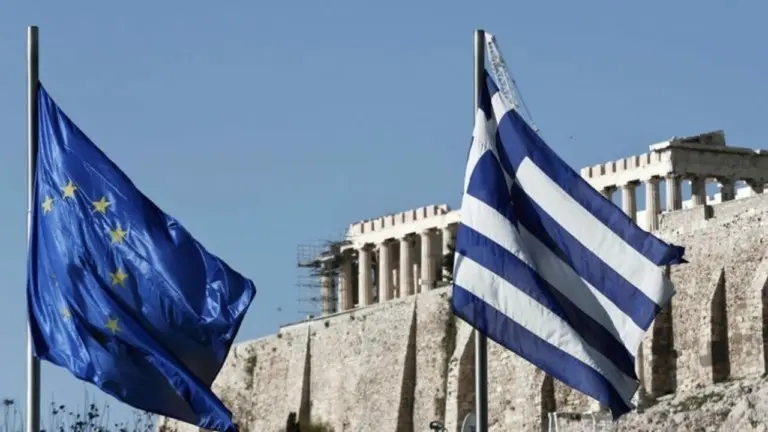Bloomberg: Πρόωρη αποπληρωμή δανείων €8 δισ. σχεδιάζει η Ελλάδα