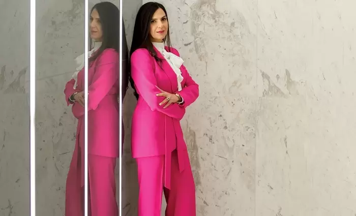 Να είσαι φωνή όχι αντίλαλος!