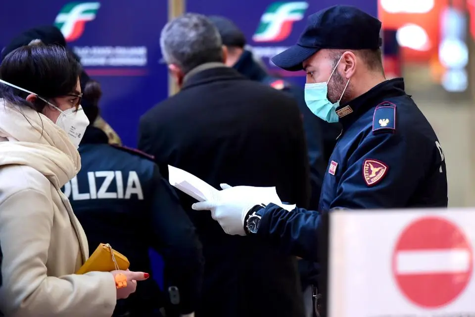 Ιταλία: Έτσι προστατεύει τους εργαζόμενους από τον κορωνοϊό