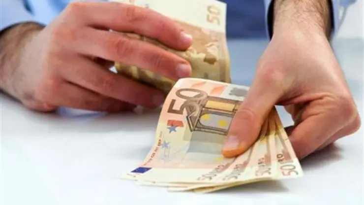Πότε εξετάζονται οι αιτήσεις για συντάξεις, επιδόματα, βοηθήματα