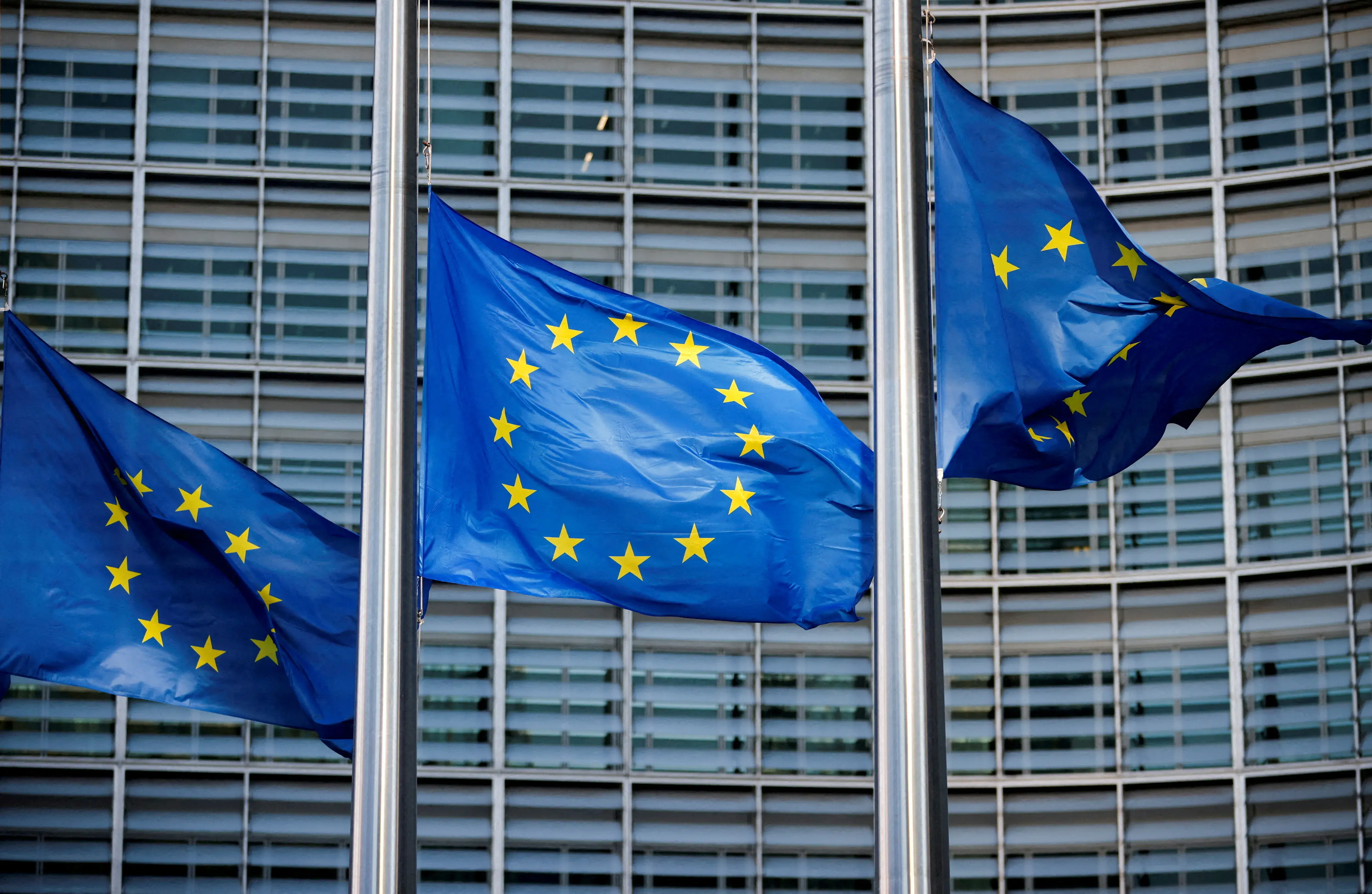 Η ΕΕ ενώνει τις δυνάμεις της για τα ρωσικά περιουσιακά στοιχεία – Στήριξη από Σουηδία και Δανία
