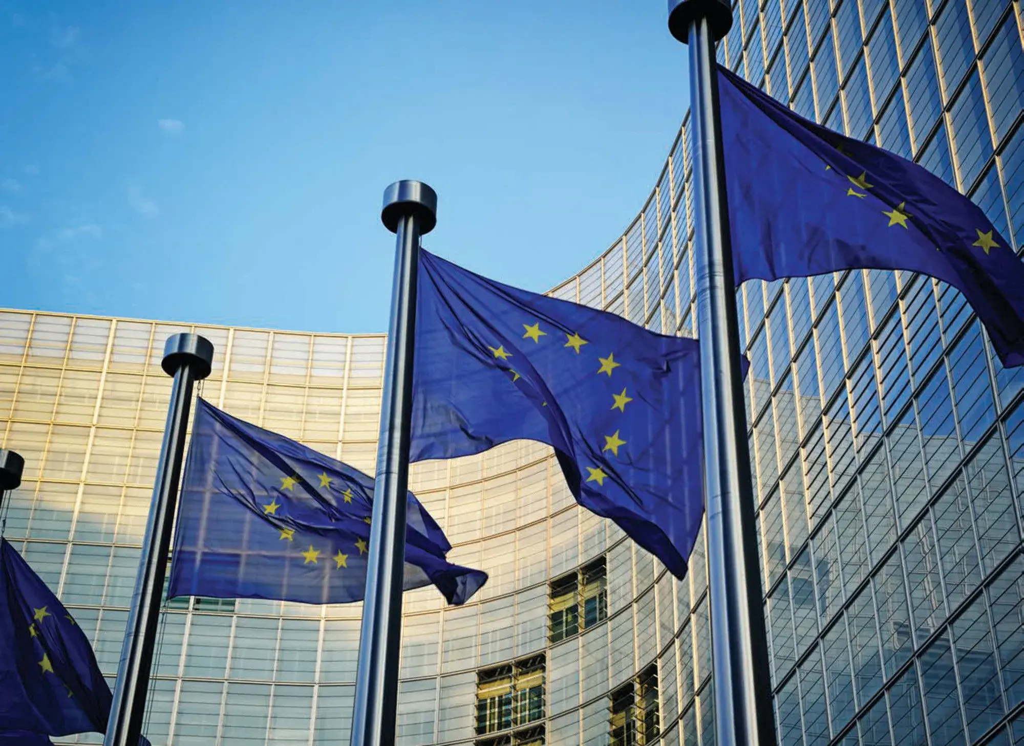 Η ΕΕ κατέληξε σε συμφωνία για την ενίσχυση του ελέγχου των Άμεσων Ξένων Επενδύσεων – Ποιοι τομείς επηρεάζονται