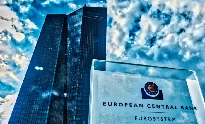 Αύξηση του επιτοκίου της ΕΚΤ στο 2%